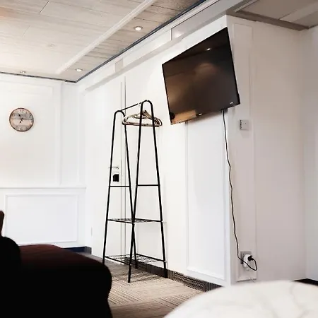 Kemptencityhost *